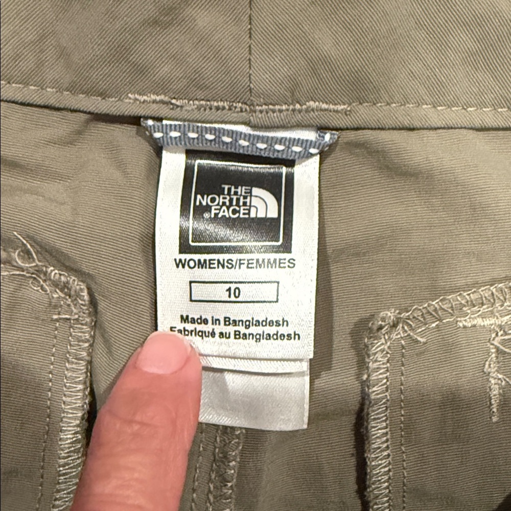 The North Face Women s 10 Olive Cargo Pants - Picture 2 of 8